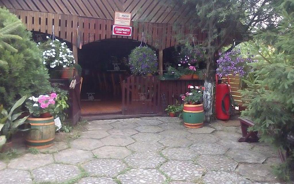 Camping Robinson Country Club Oradea Eksteriør bilde