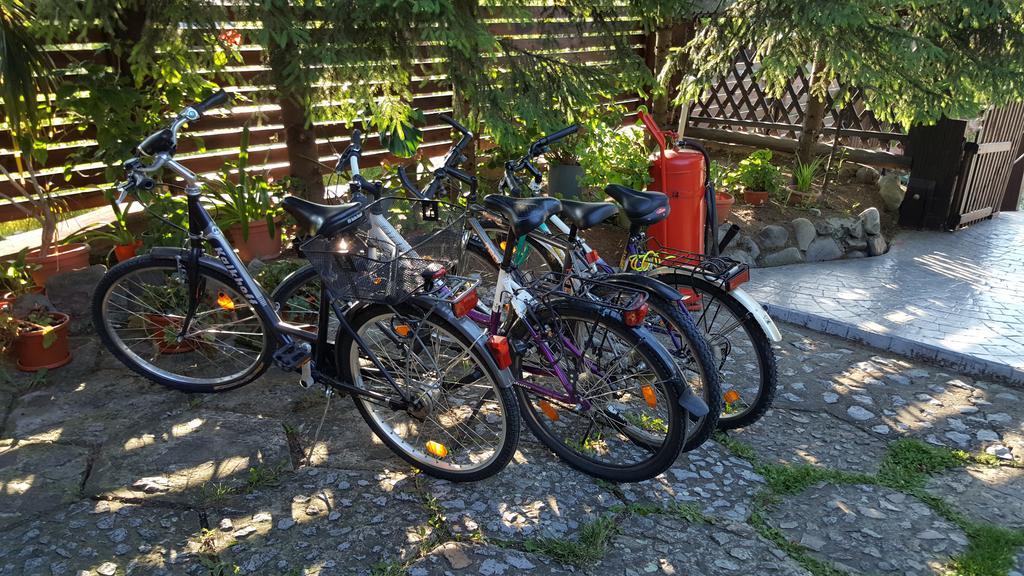 Camping Robinson Country Club Oradea Eksteriør bilde