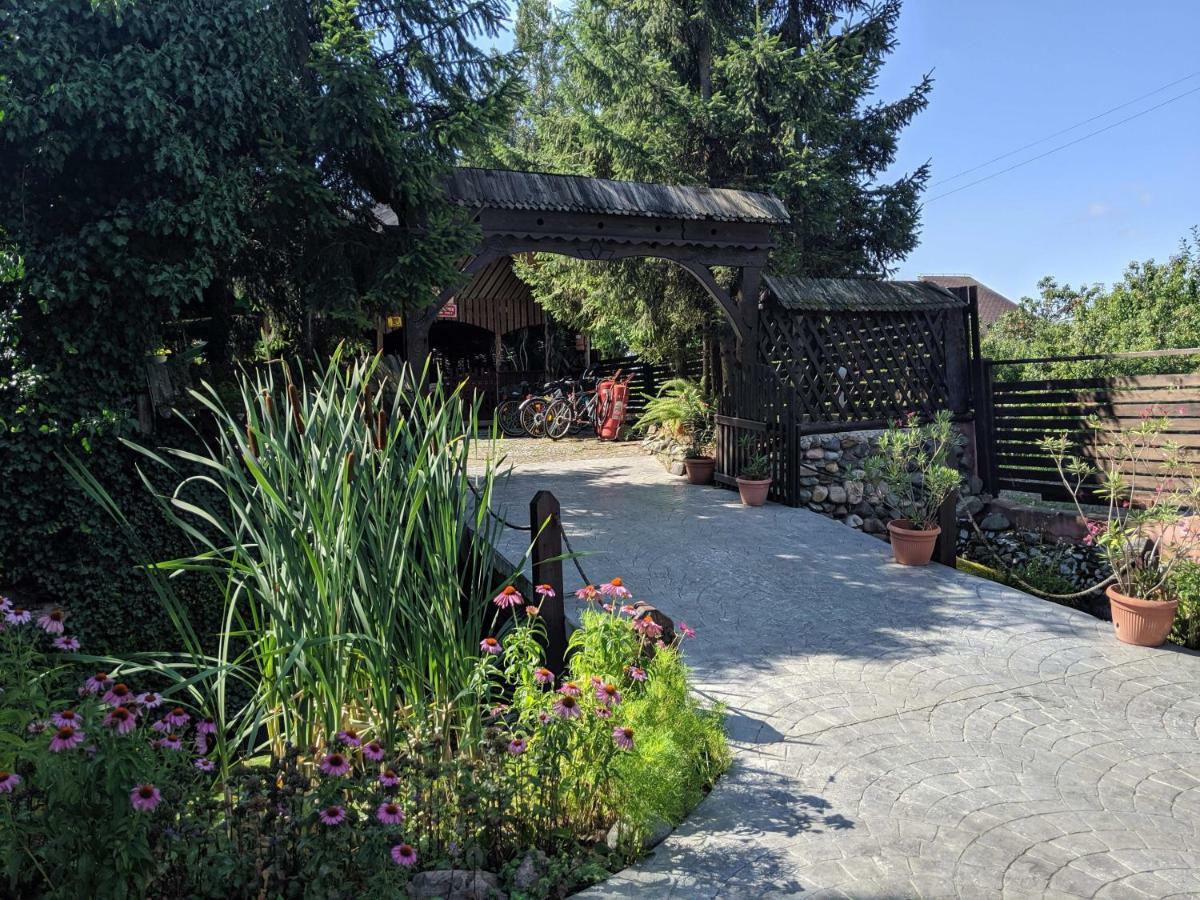 Camping Robinson Country Club Oradea Eksteriør bilde