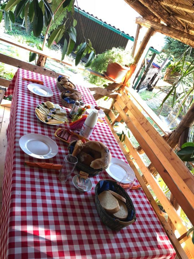 Camping Robinson Country Club Oradea Eksteriør bilde